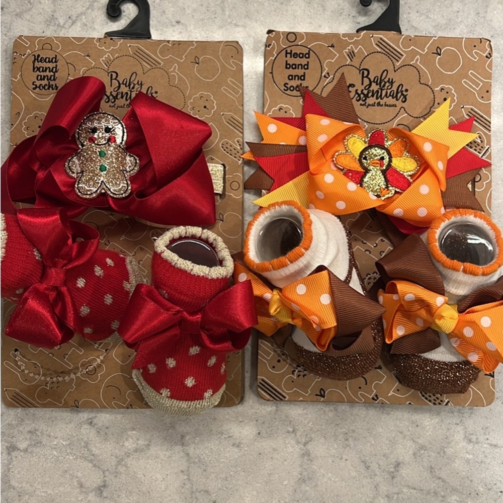 Baby Holiday Outfit (Socks & headband)